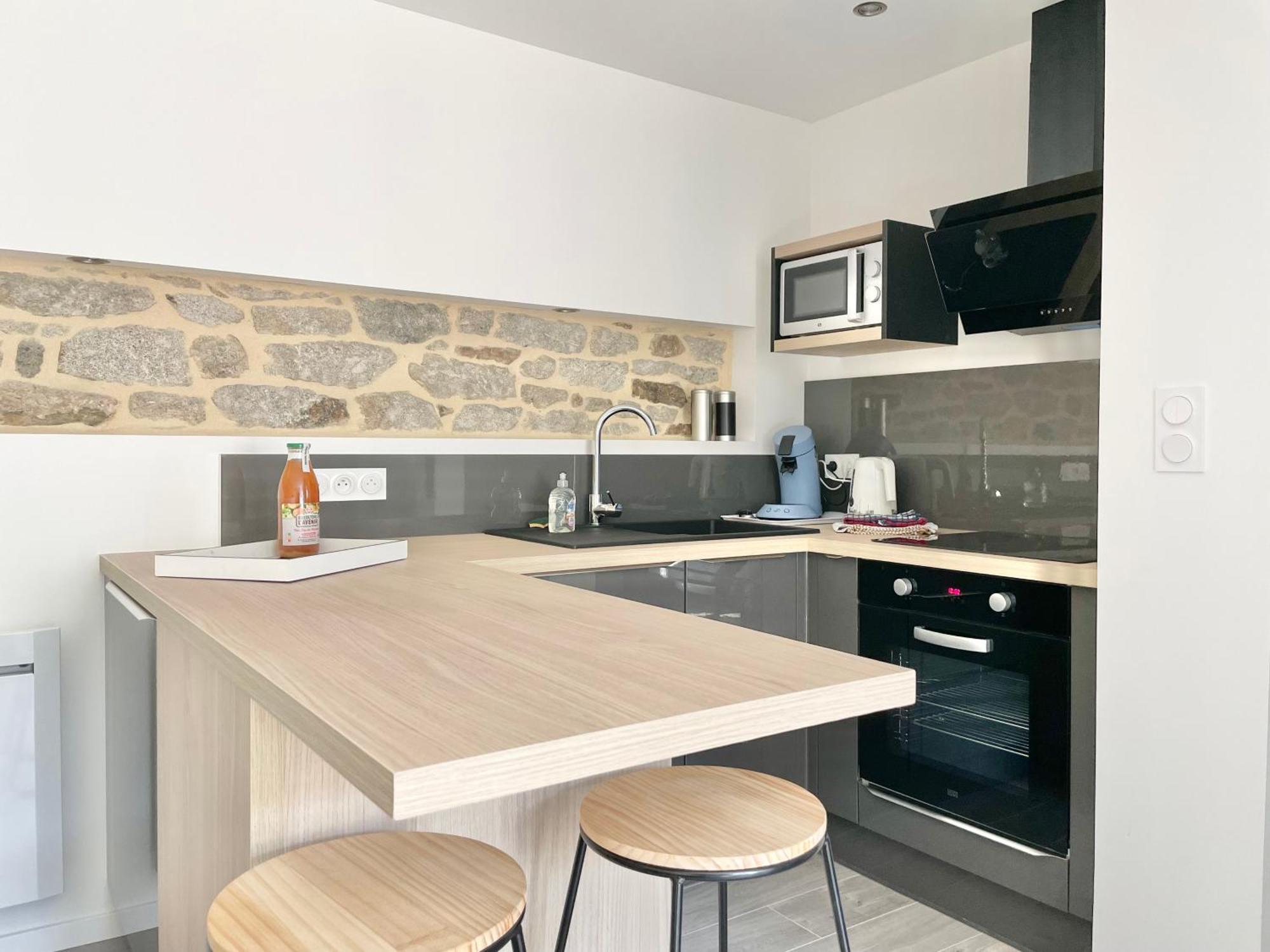 Le Calloch 2D - Studio 4 Etoiles - Quartier Gare - Wifi - Netflix 坎佩尔 外观 照片