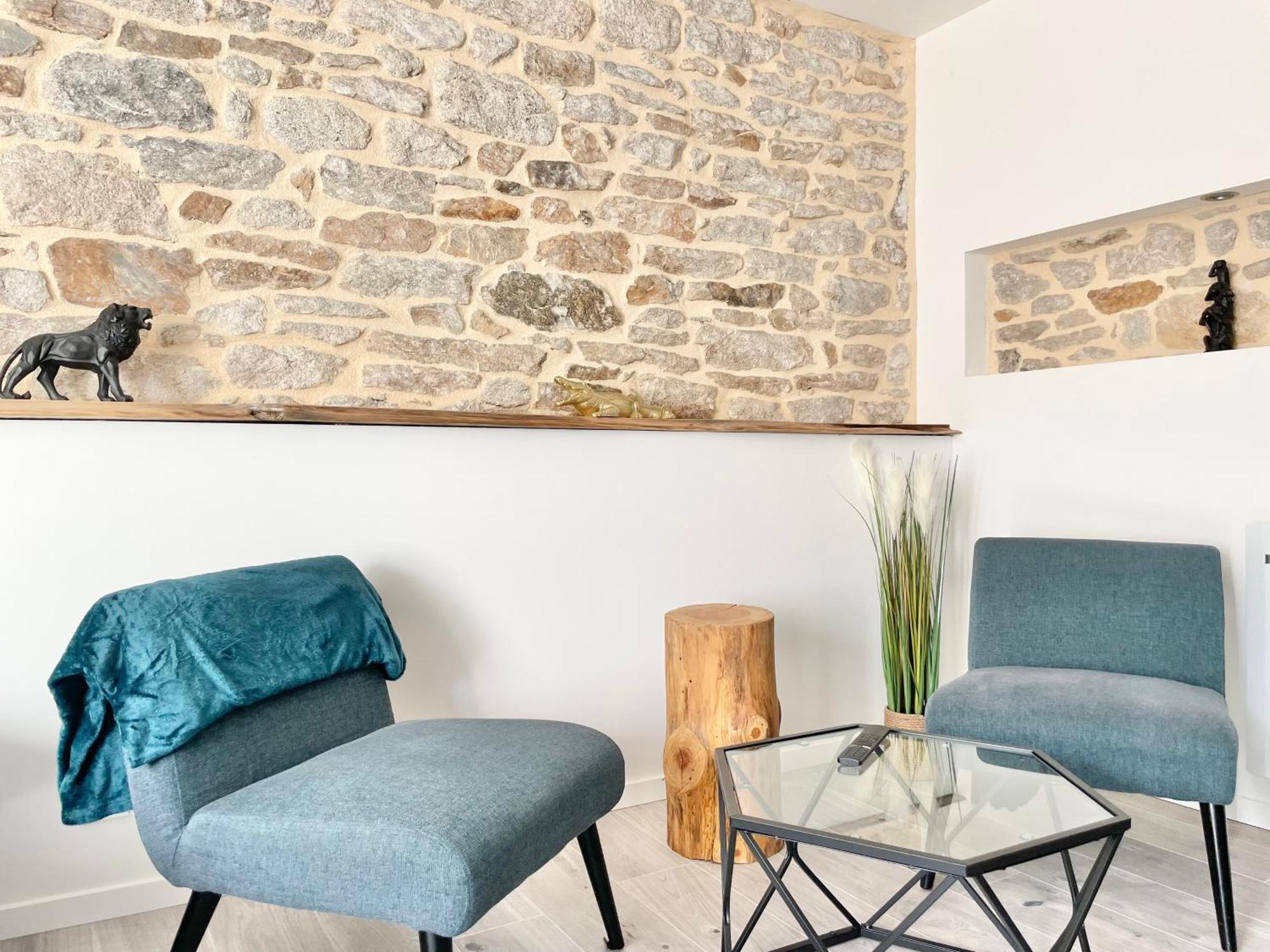 Le Calloch 2D - Studio 4 Etoiles - Quartier Gare - Wifi - Netflix 坎佩尔 外观 照片